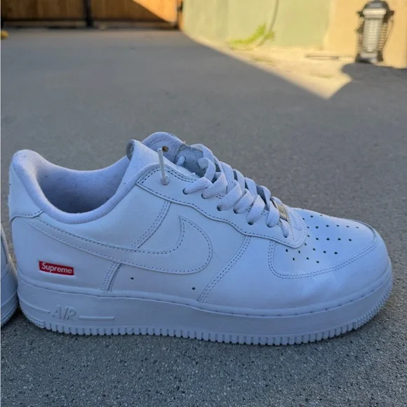Supreme x Nike Air Force Ones - Picture 3 of 6